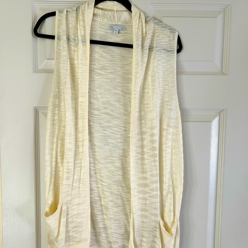 GAP Cream Sleeveless Vest Cardigan